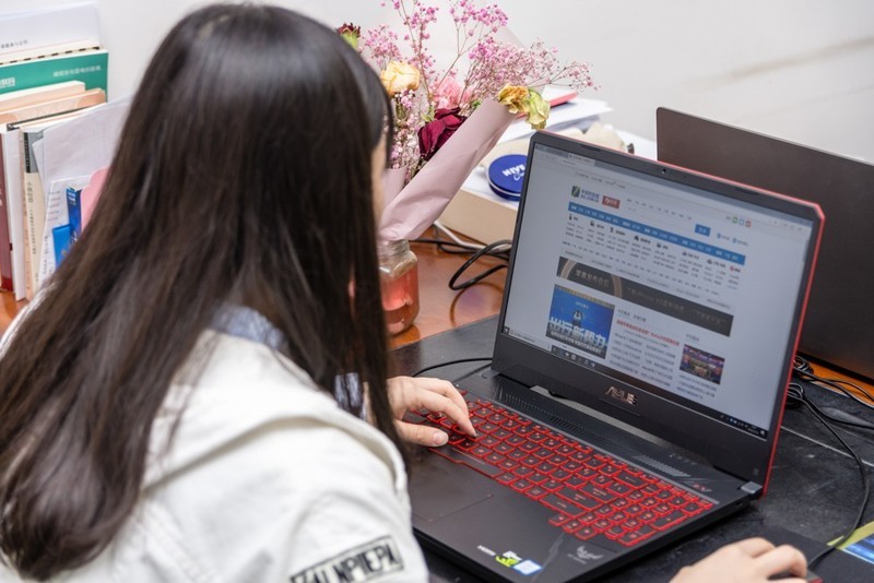 华硕飞行堡垒6笔记本怎么样,华硕飞行堡垒6代i5评测