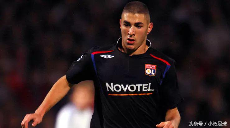 92年欧冠改制,92年欧洲杯队员