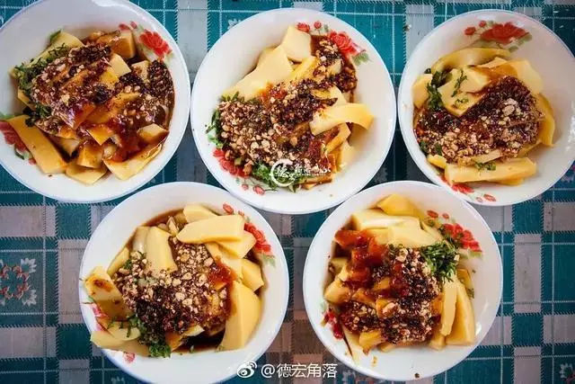 有意思旅游｜酸汤辣子蘸出来的美味，屡屡被各大综艺点名