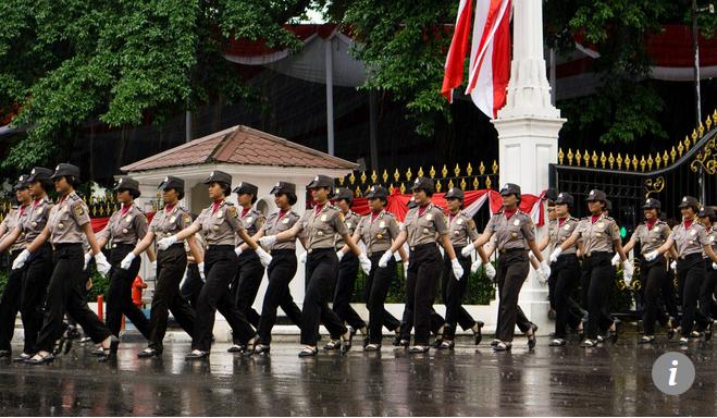 延续半个世纪印尼女警先验“贞操”再上岗