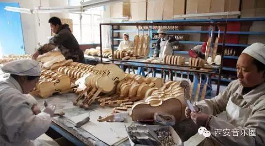 三招教你辨别靠谱小提琴,小提琴如何鉴别是不是木头