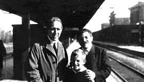 玻尔年轻时,玻尔年轻时的样子