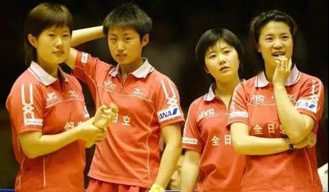 小时候却是个爱哭鬼,小时候是个爱哭鬼长大是帅哥