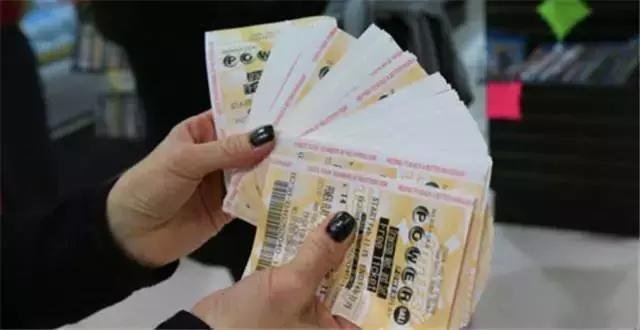 靠谱吗?16亿美元巨奖火了海外彩票代购,中了奖能拿到钱吗?