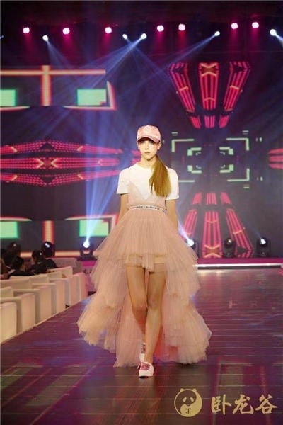 百悦十年卧龙谷,百悦卧龙谷玖号