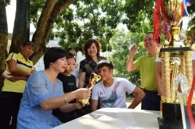 张沛勉比赛视频峨眉传奇,峨眉传奇张沛勉比赛视频