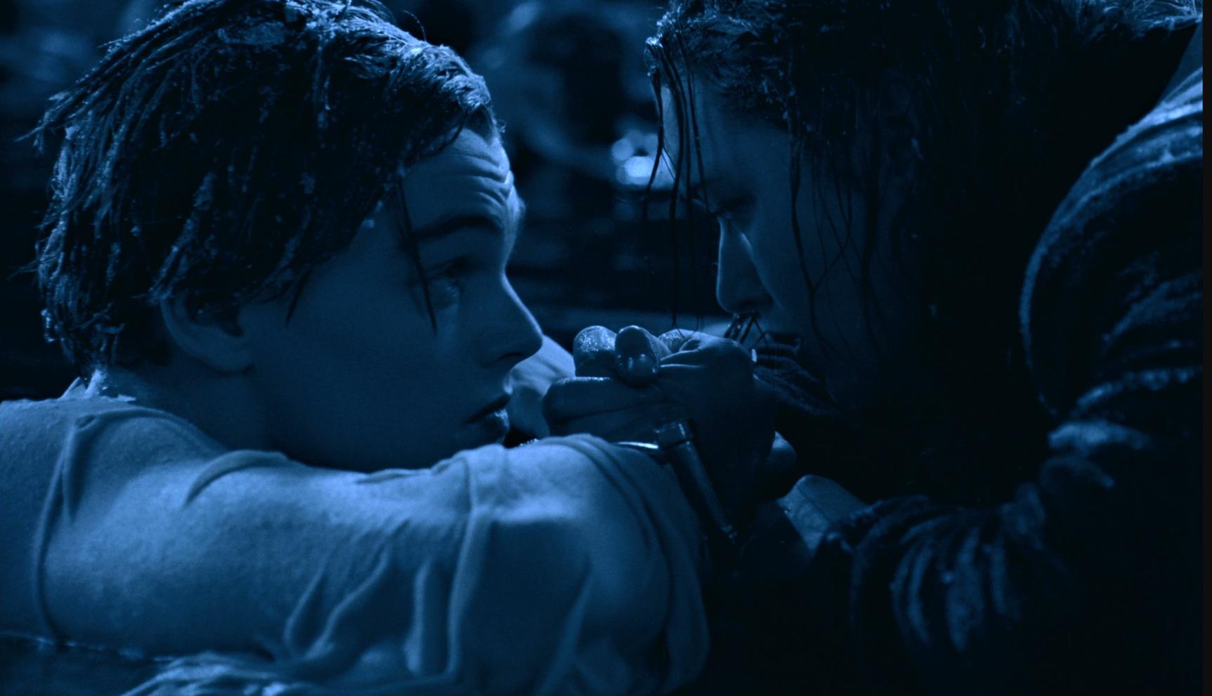 电影泰坦尼克号视频,电影泰坦尼克号沉没片段