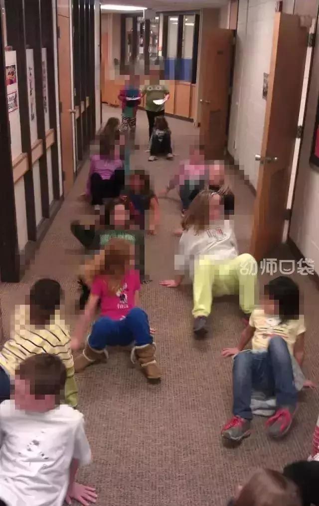 室内运动游戏100种玩法,室内活动游戏各种玩法