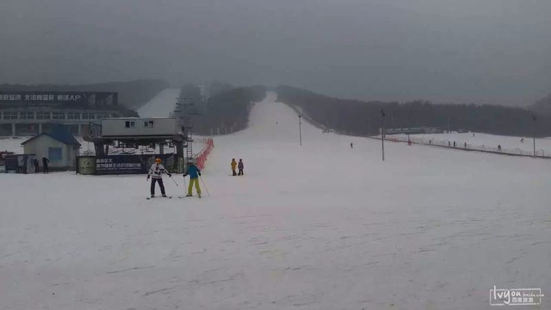 沈阳东北亚滑雪场2020年1月4日,沈阳市东北亚滑雪场