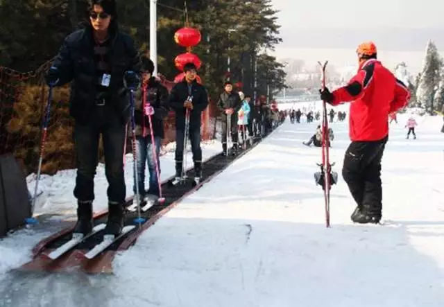 沈阳东北亚滑雪场2020年1月4日,沈阳市东北亚滑雪场