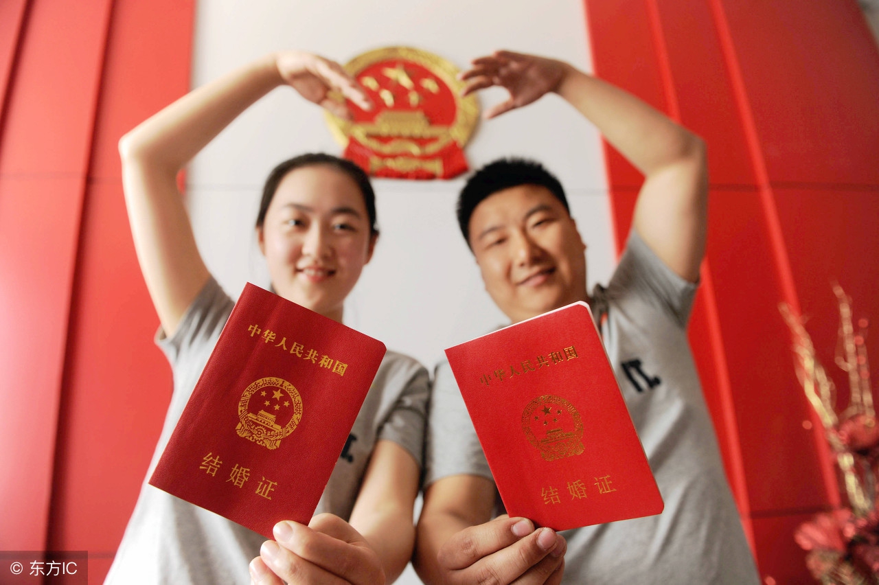 结婚典礼给父母敬茶环节主持词,农村结婚典礼仪式主持词