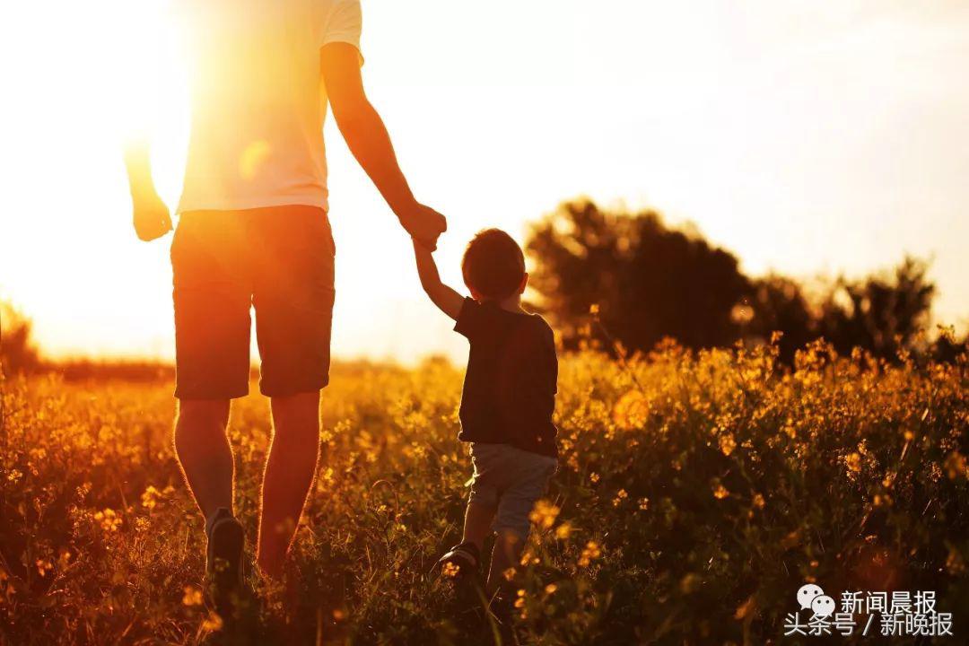 诈尸式育儿扎了中年老母亲的心,专家谈诈尸式育儿