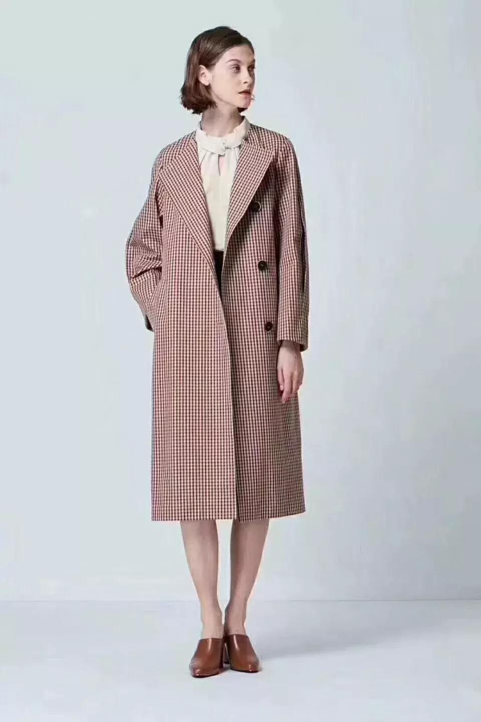 十大名牌女风衣,女士风衣最新款中长款穿搭