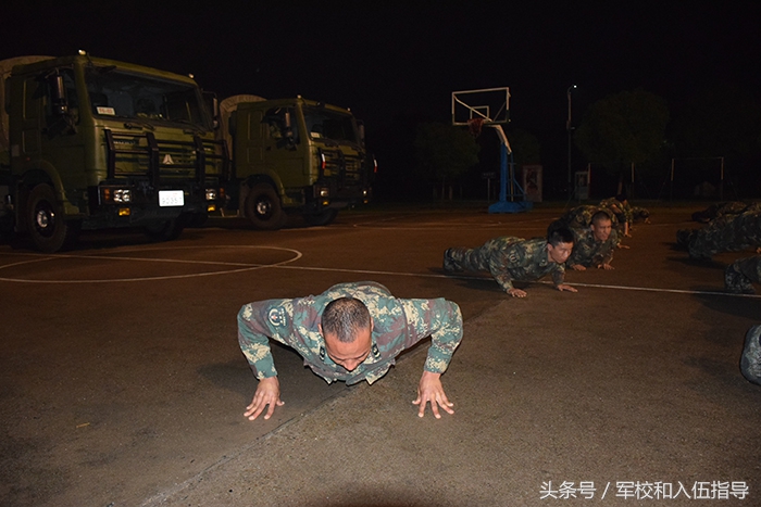 新训体能差，听听老兵怎么逆袭的！军校新学员、部队新兵都要看看