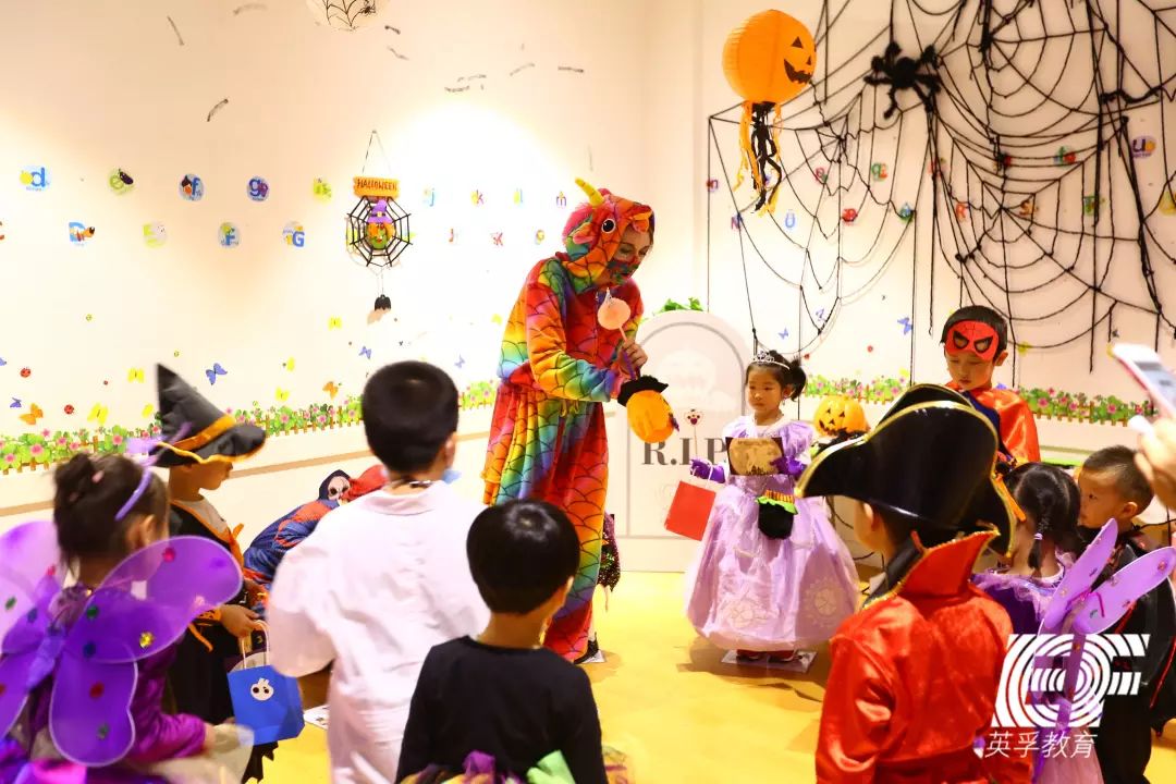 HappyHalloween｜英孚万圣狂欢夜，他们究竟经历了什么？