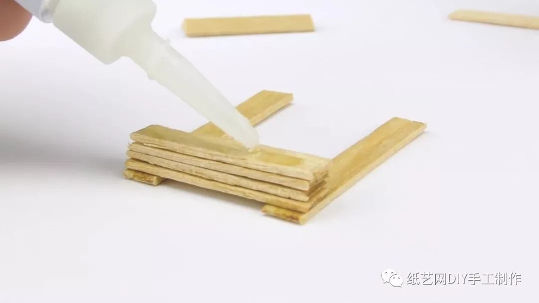 怎么用卡纸做战舰,卡纸做海盗战斗机