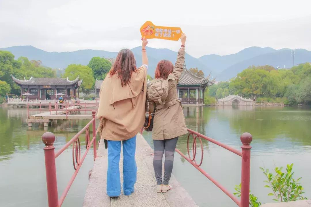 娴欐睙鍙板窞瀹濊棌鐢峰,鍙板窞瀹濊棌鐢风敓