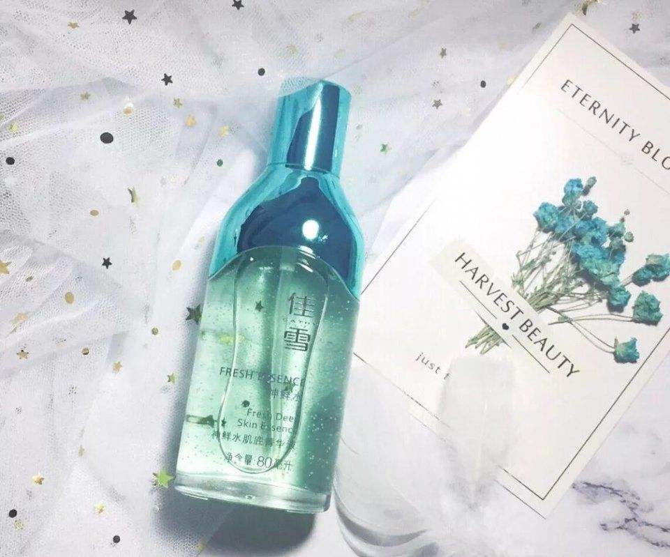 绿色盖子的护肤品学生党平价,保湿补水护肤品推荐学生党平价