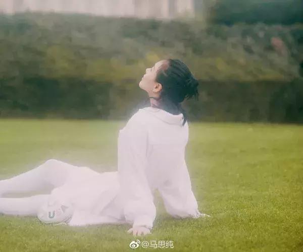 高颅顶减龄公主头发型怎么弄,减龄又显脸小的公主头发型