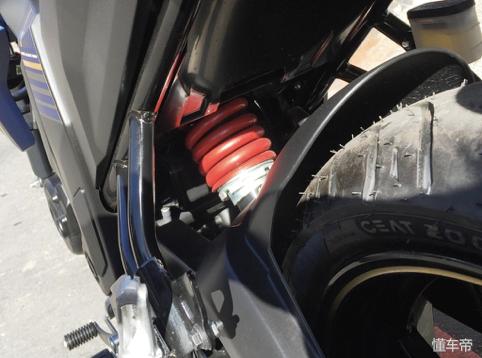 雅马哈fzs150摩托车最新版,雅马哈fz150百公里加速成绩