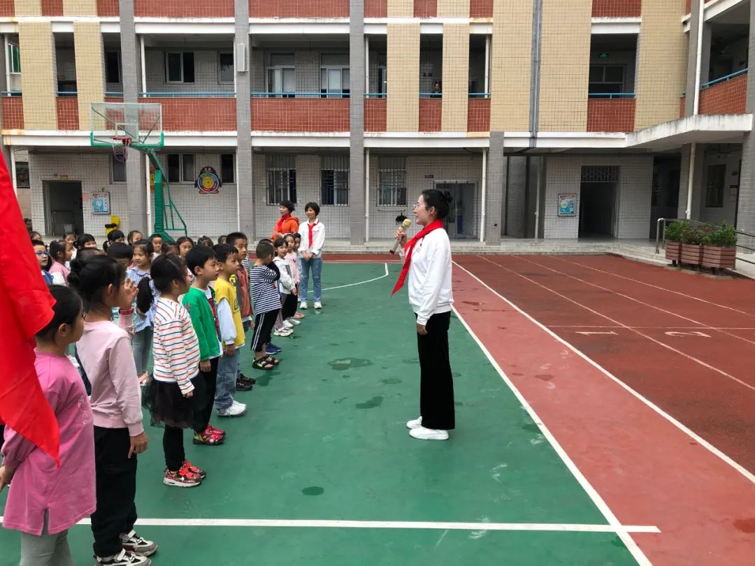 你好红领巾活动方案和总结,红领巾小学生入队仪式新队员发言