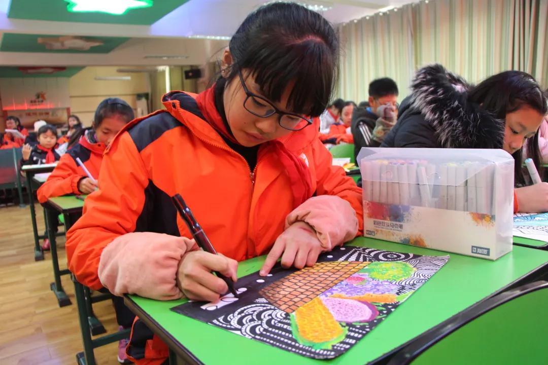 邛崃市北街小学：尚美怡情、艺美德和