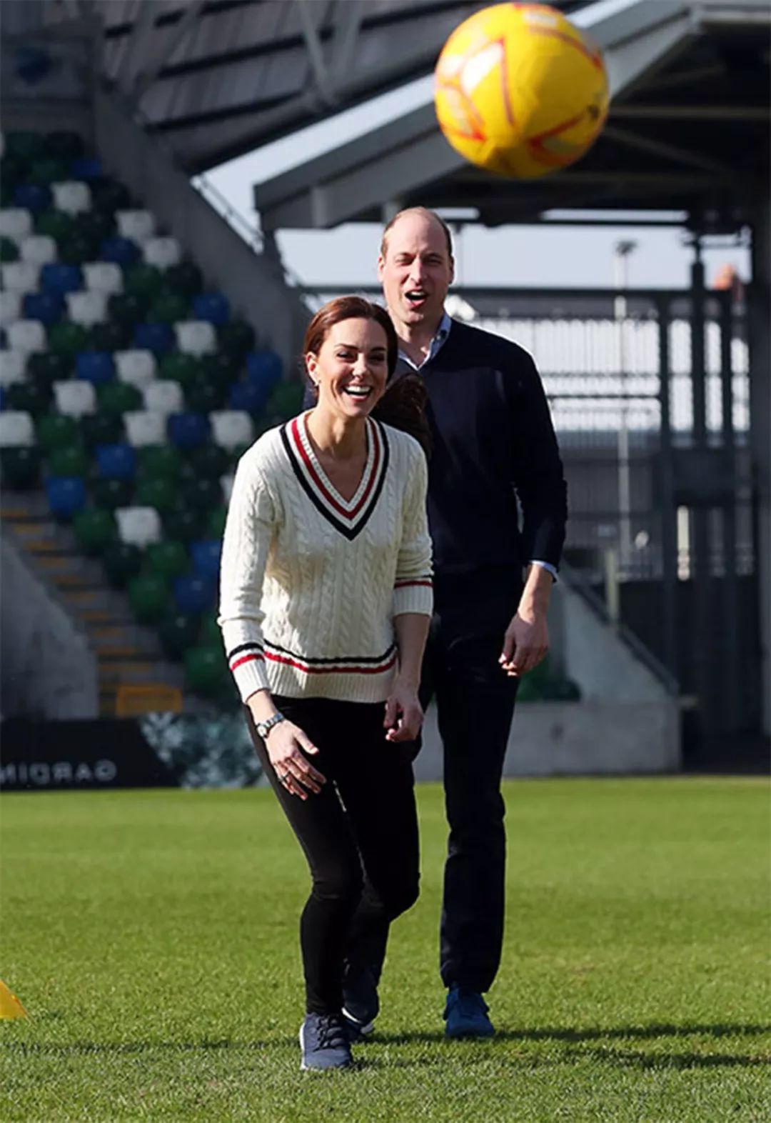 凯特王妃一胎后亮相,凯特王妃最后一次露面穿着