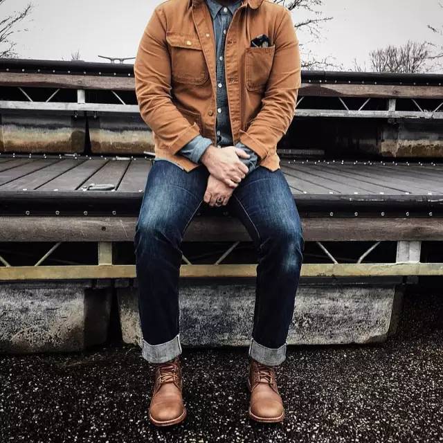 胖子穿什么牛仔裤好看,适合胖子穿的牛仔裤类型