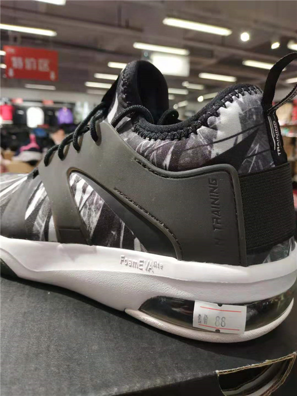 晋江鞋都安踏,福建晋江李宁安踏运动鞋