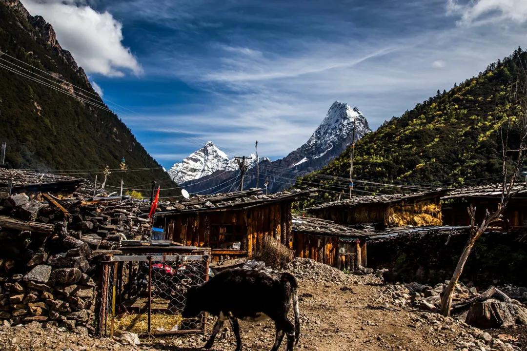 巴松措最近期攻略,巴松措可以开进去吗