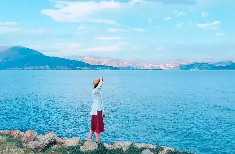 月薪三千最值得去的三个国家,九个月入3000能去的国家