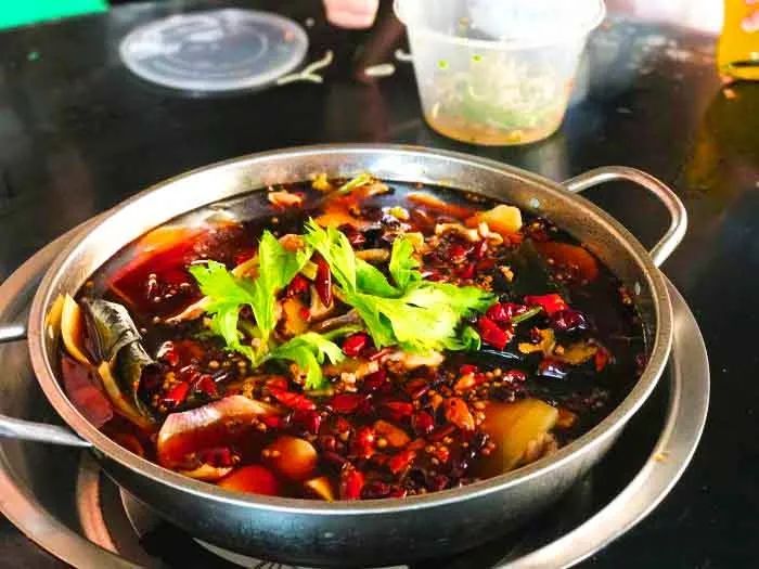 重庆各个区域好耍好吃的推荐,重庆哪有好吃好玩的地方