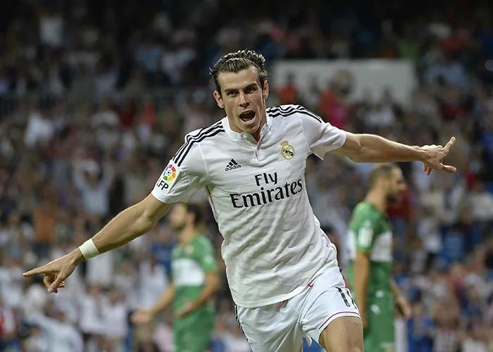 足球场最有天赋的球星,充满激情的足球场