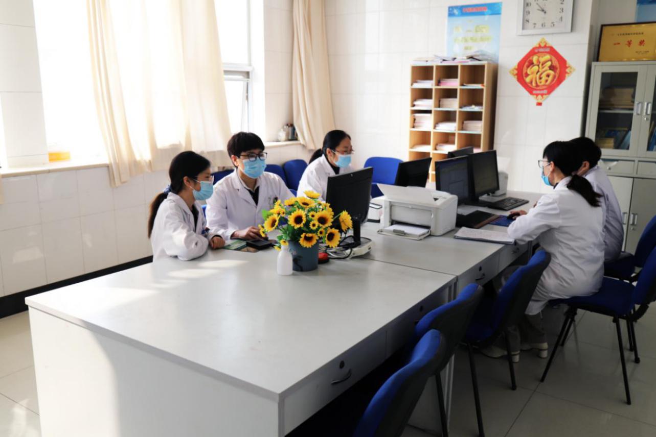 爱心妇产科单人间,爱心妇产科双胞胎