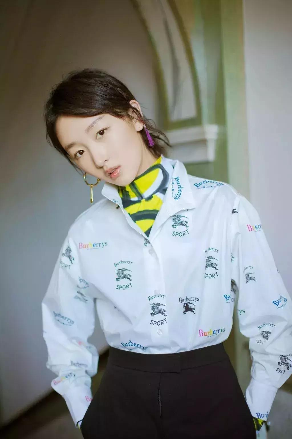 一件衬衫的100种生活,1件白色的衬衫