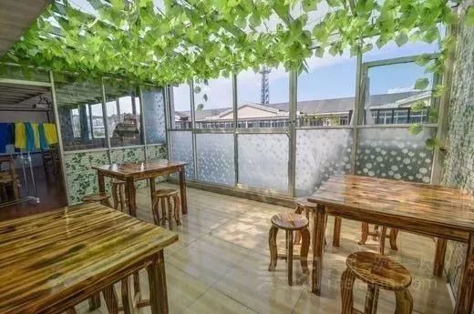 民宿365近期10家大热的极简民宿,西北风格民宿