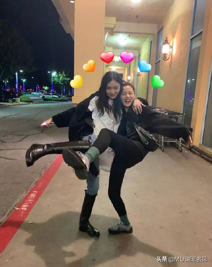 好看的人跟好看的人一起玩,为什么好看的女生都跟丑的在一起