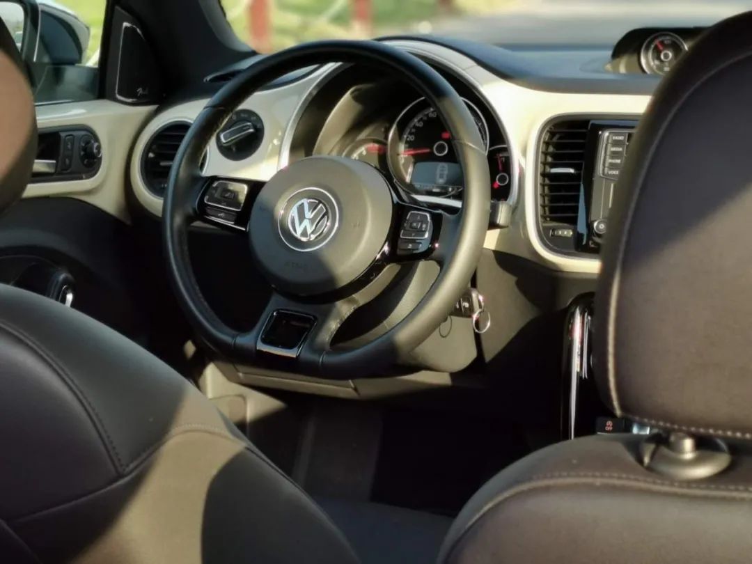 大众甲壳虫这款车怎么样啊,大众甲壳虫适合年轻女性的车