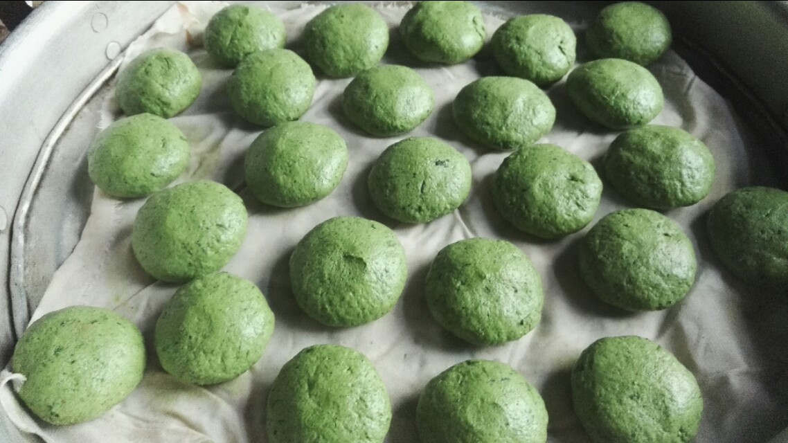 蛋黄艾草青团的正宗做法,艾草青团的做法和配方红豆沙馅