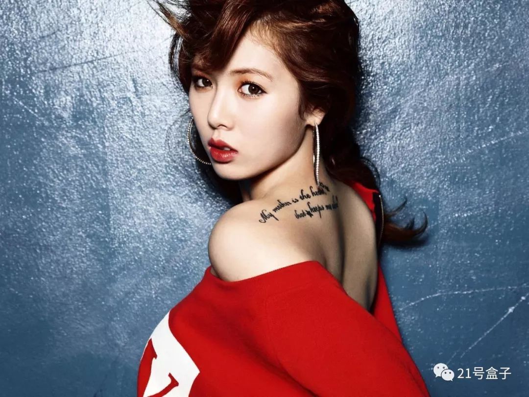 泫雅跟鸟叔解约了吗,泫雅鸟叔2012mama颁奖典礼