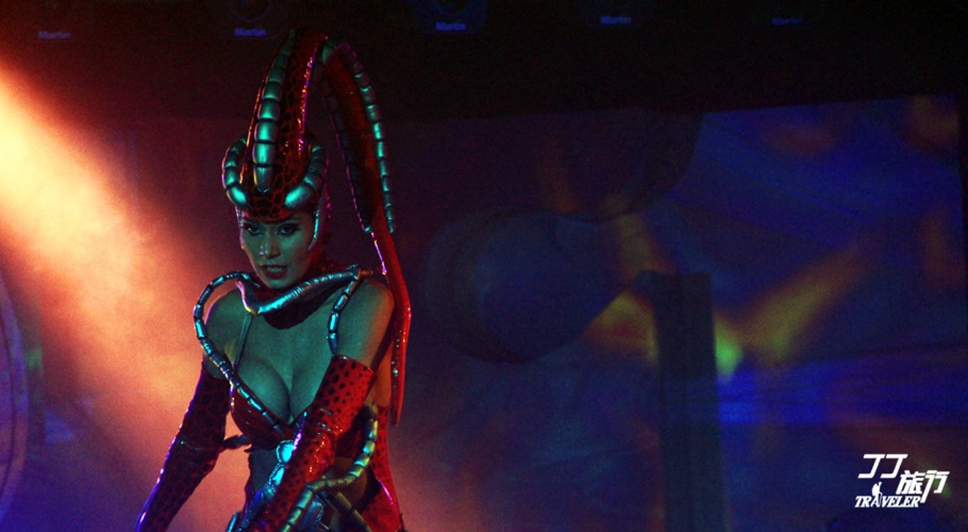 形容一个邮轮很豪华很大怎么说,不动声色可以形容美景吗