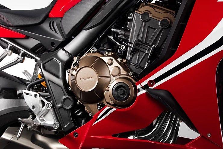 本田cbr650r跑车街跑,本田cbr650r对比川崎忍者650