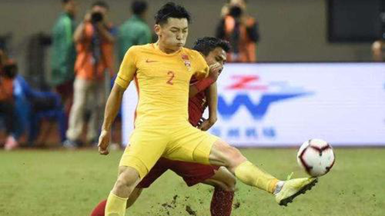 恭喜！国奥大腿重磅加盟，四国赛上打出世界波，腿部肌肉强到爆炸