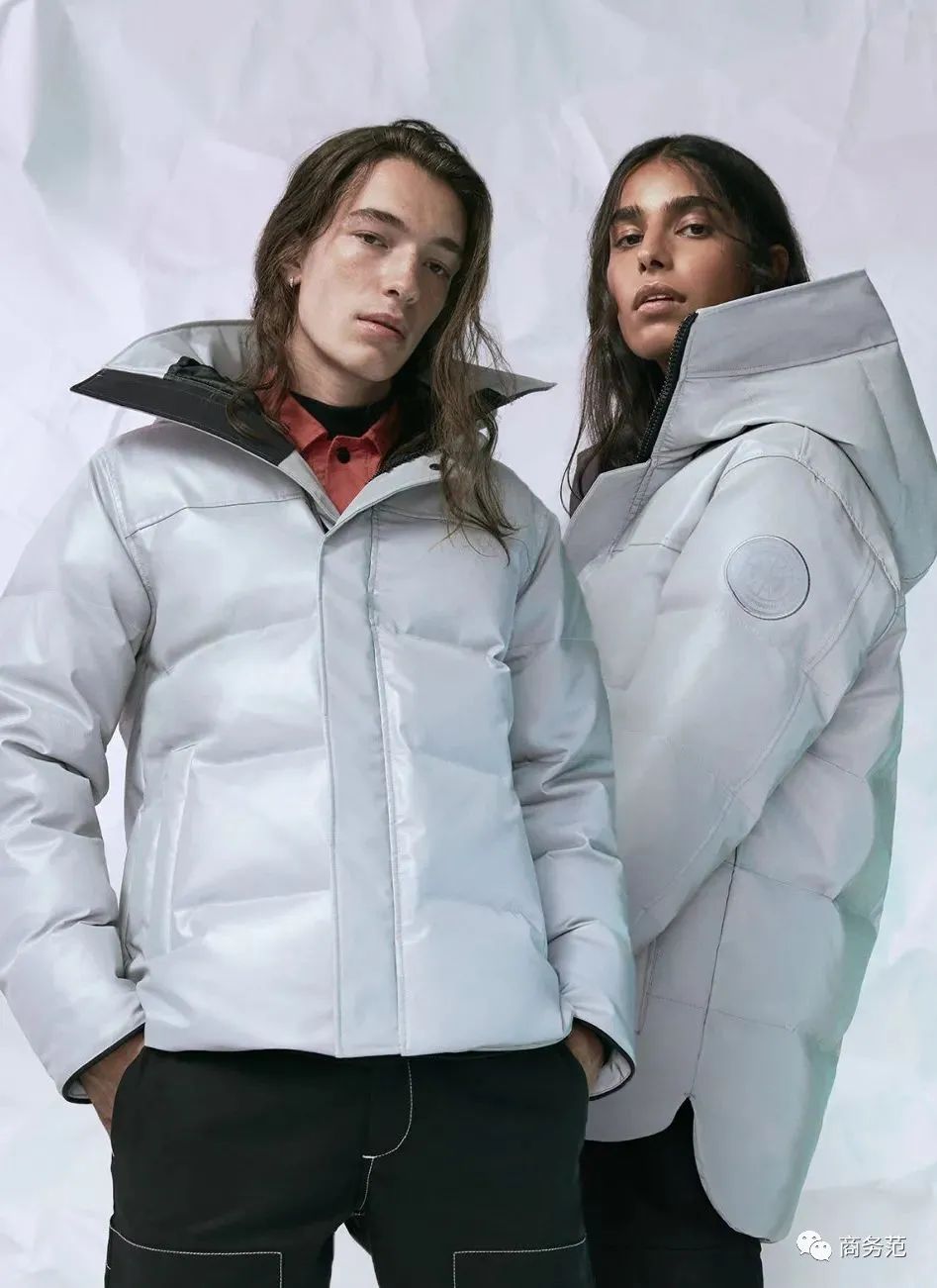 推荐几款最好看的羽绒服,冬天比较暖和的平价羽绒服品牌