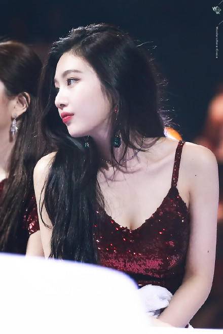 所谓的港风，无非就是这些元素，掌握这些人人都能成为港风女神