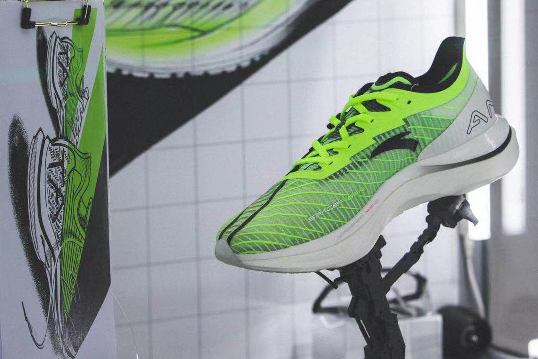 高颜值反光跑鞋,高回头率跑鞋