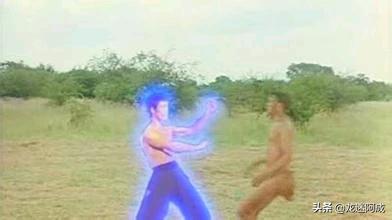 这才是李小龙最经典的电影,周星驰电影致敬李小龙