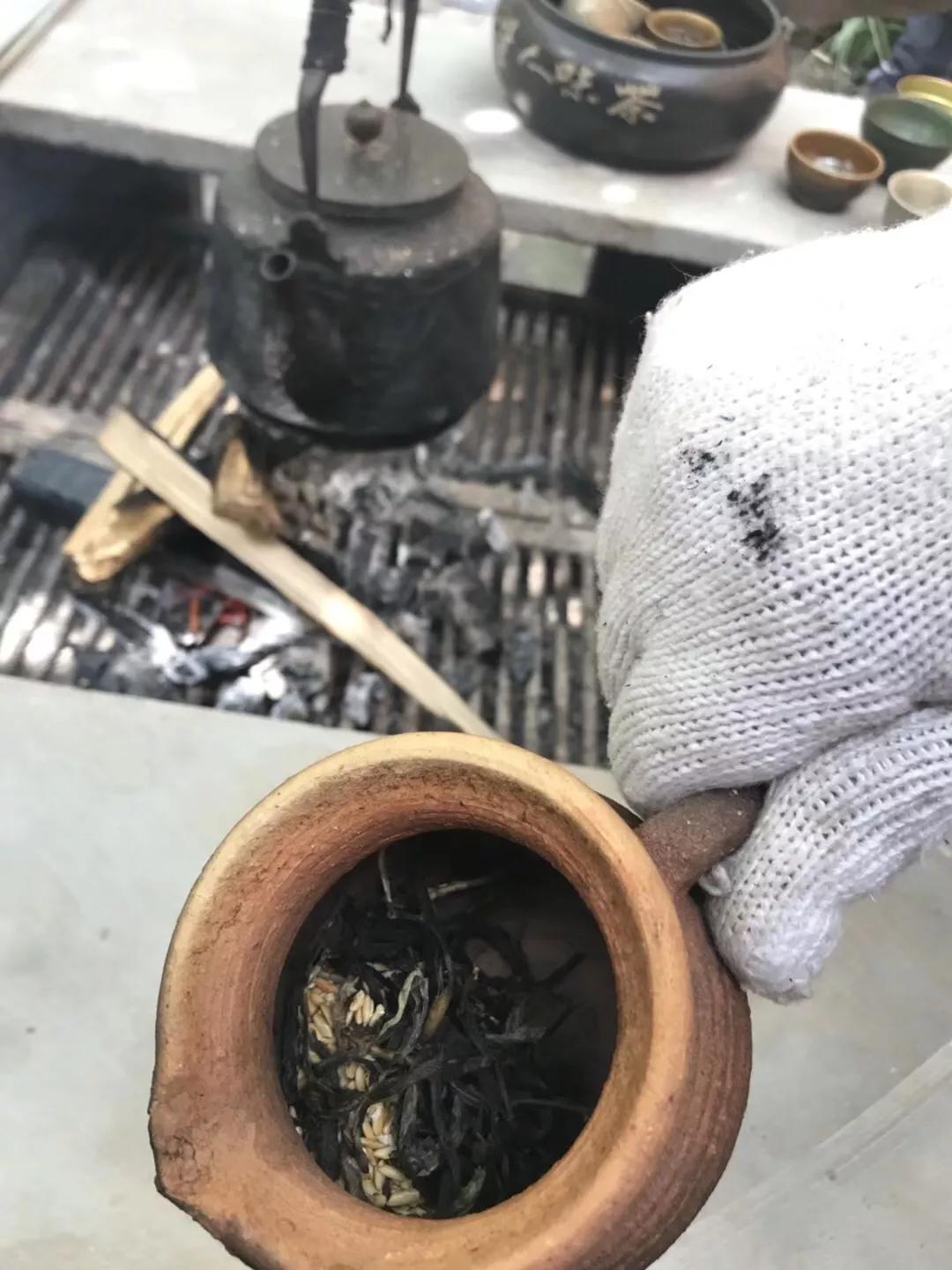 腾冲雷响茶的做法大全,腾冲正宗擂响茶