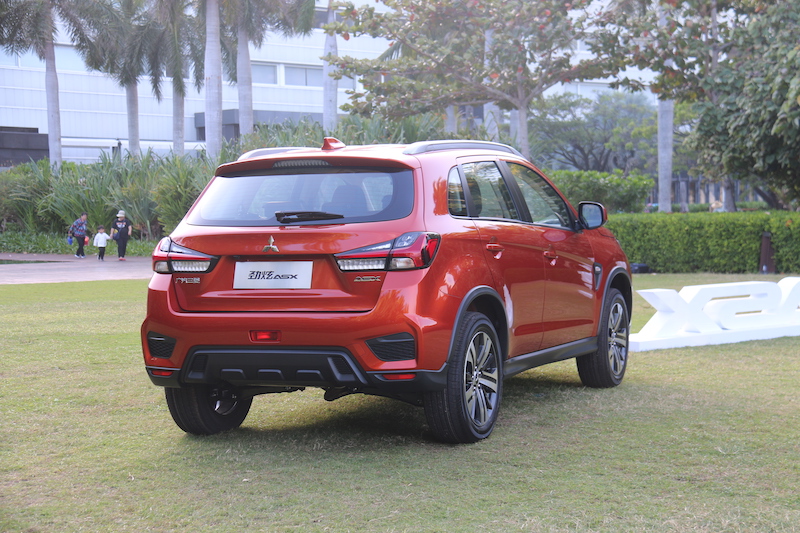 三菱劲炫2020款智领版优缺点,三菱劲炫自动挡四驱价格表二手