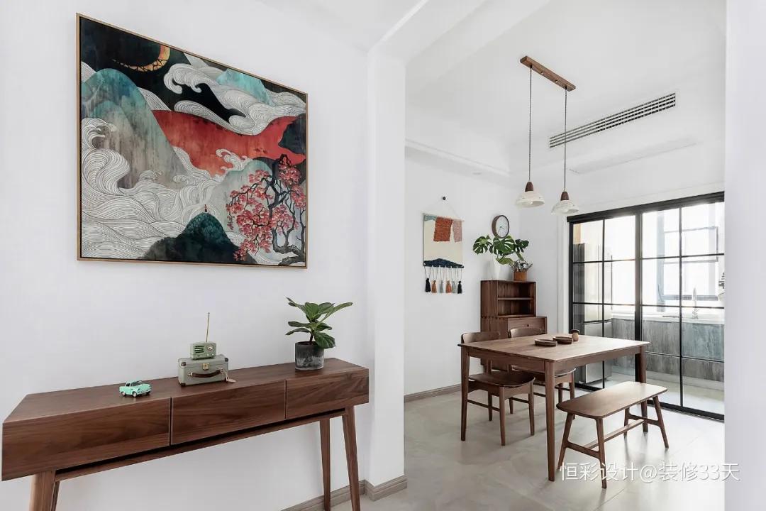 明清家具在现代家庭摆放,原木色古代家具摆放